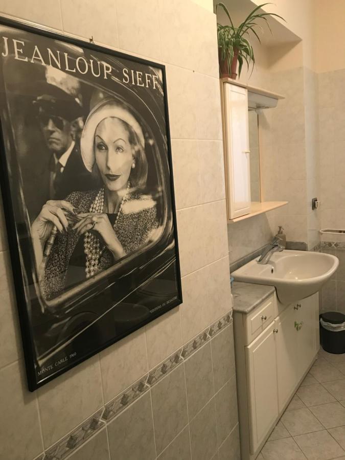 알바 La Casa Del Melograno 아파트 외부 사진